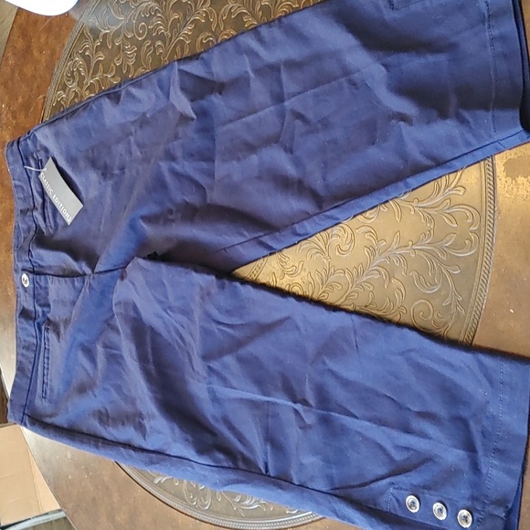 3/$30 Classic Editions Capris Sz 12 - Picture 1 of 3